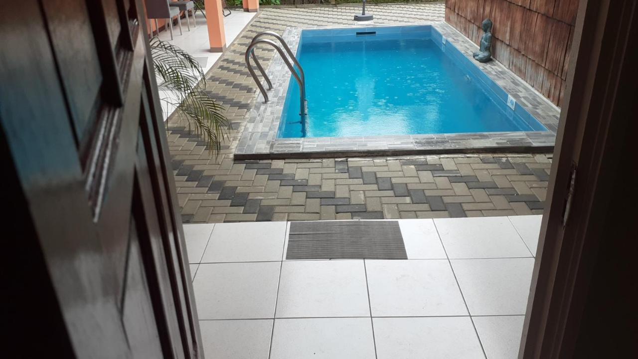 Max Garden And Pool Apartment Paramaribo Exterior photo